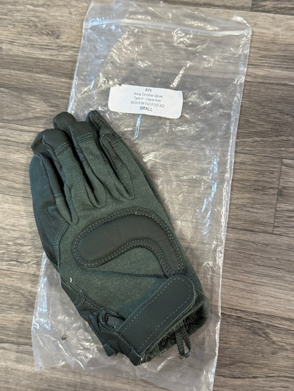 NEW military issued Army Combat Glove Type II sz small